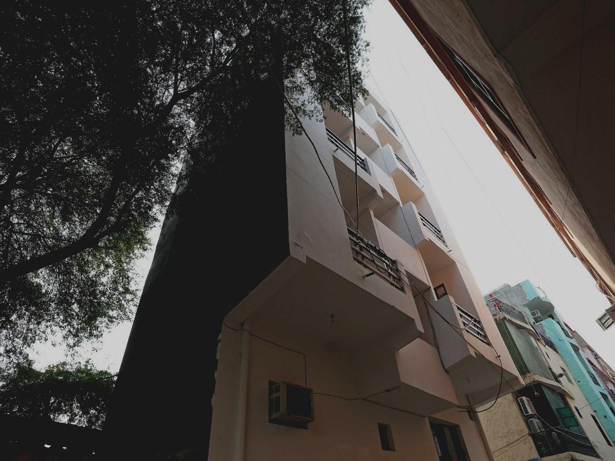 Hotel O Anshu B&B Nuova Delhi Esterno foto
