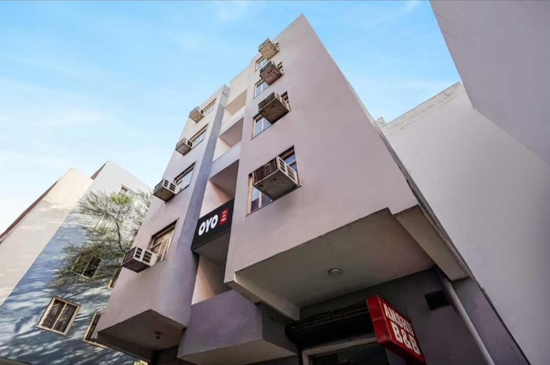 Hotel O Anshu B&B Nuova Delhi Esterno foto